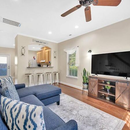 Cozy 2B Townhouse King Bed Free Parking Tv In Brs Villa Concord Buitenkant foto