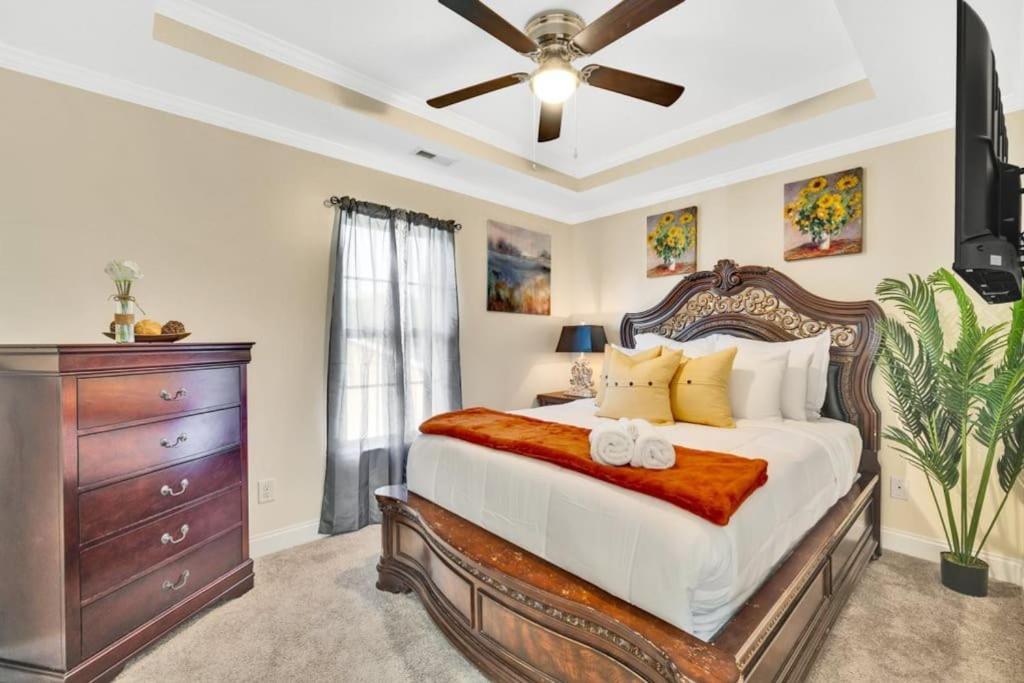 Cozy 2B Townhouse King Bed Free Parking Tv In Brs Villa Concord Buitenkant foto