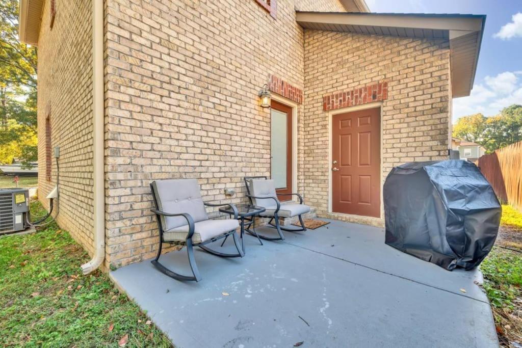 Cozy 2B Townhouse King Bed Free Parking Tv In Brs Villa Concord Buitenkant foto
